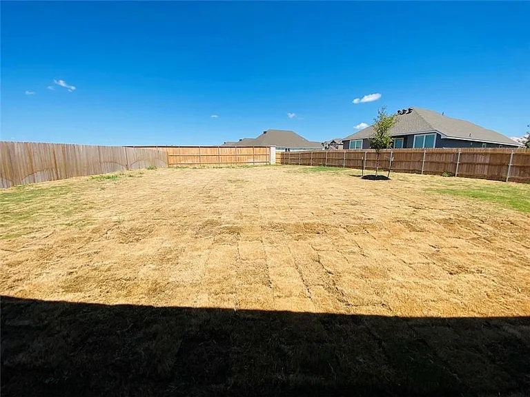 5754 Redfish Ct — Photo 12
