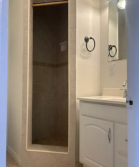 11464 1/2 Iris Ave — Photo 11