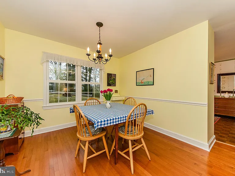 1308 Tracy Pl — Photo 27