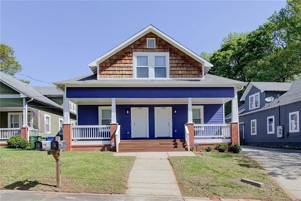 4 bed, 2.5 bath, 3011 sqft, $2,050 — Photo 1