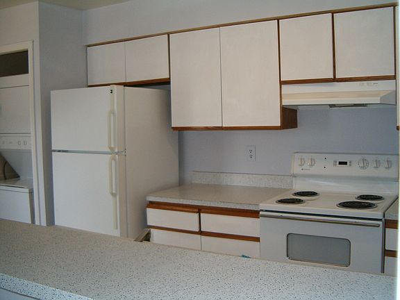 4th image of 8626 Beekman Pl