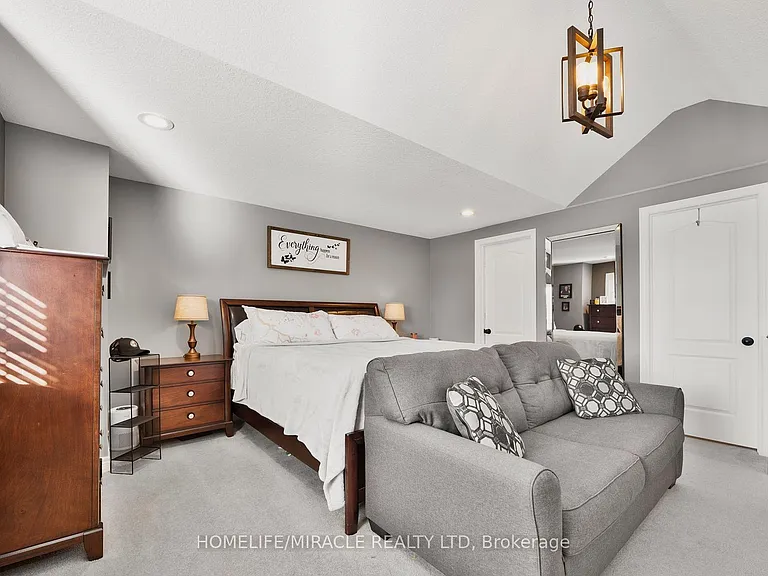 22 Devonleigh Dr — Photo 20