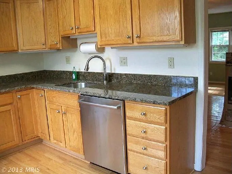 4 years old dishwasher.