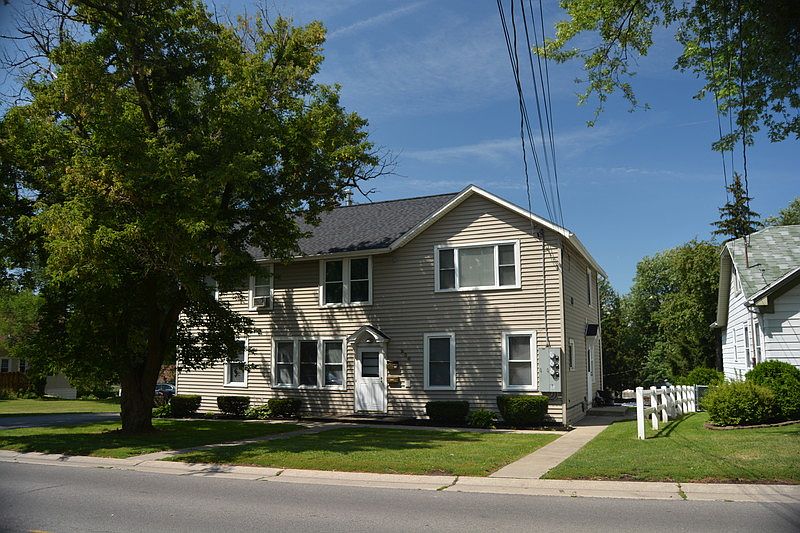 1st image of 254 Main St #3
