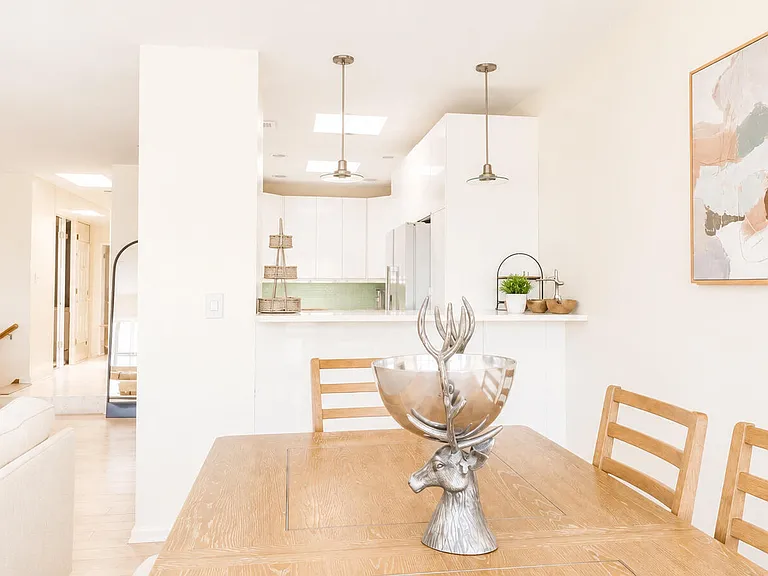 300 Gorge Rd #53 — Photo 12