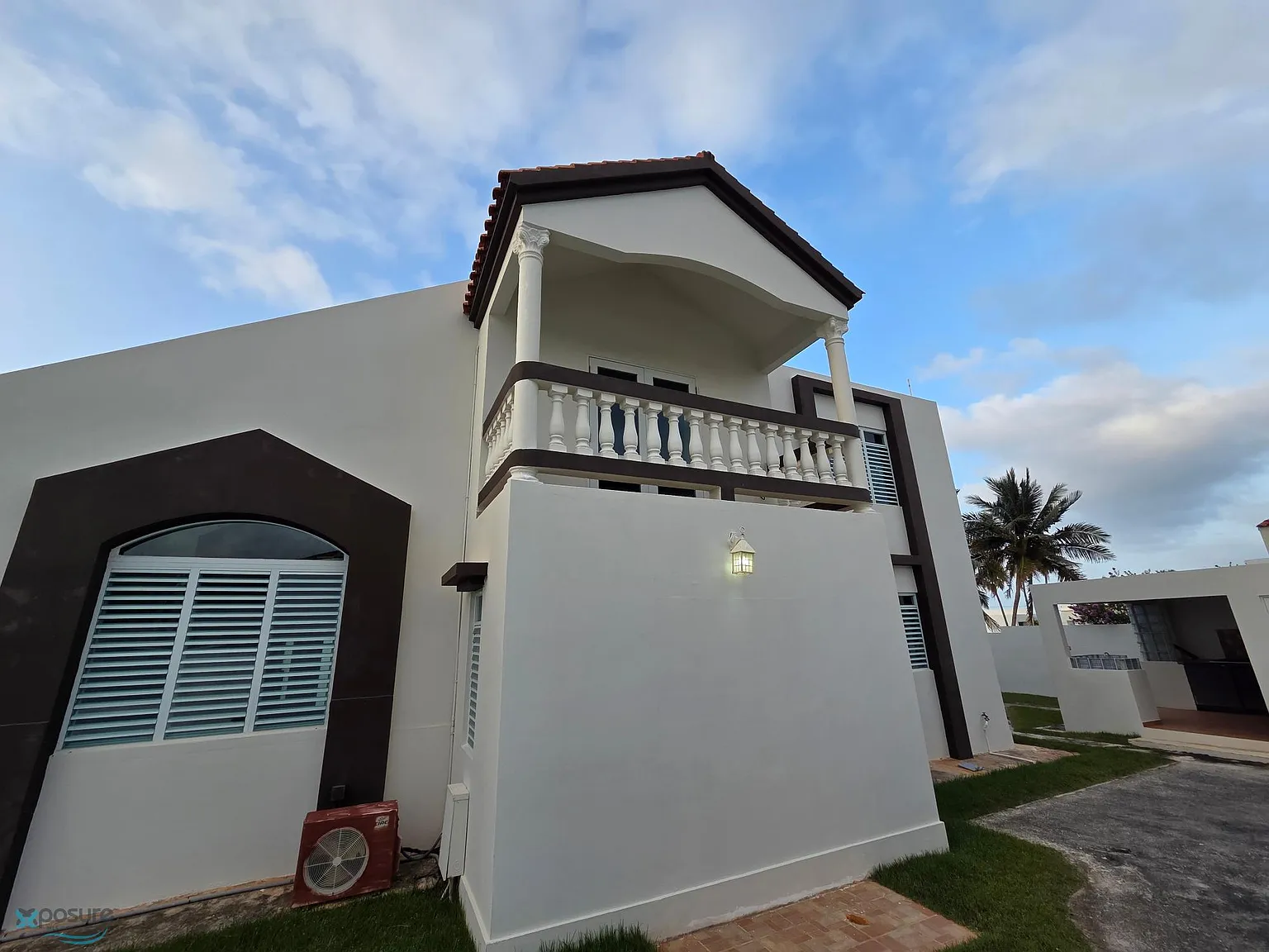 4 bed, 3.5 bath, 2000 sqft, $3,500 — Photo 2
