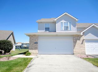 22951 Westwind Dr, Richton Park, IL 60471