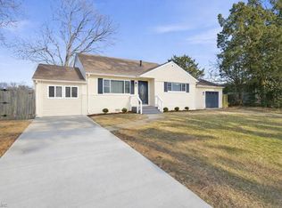 5820 Pontiac Rd, Virginia Beach, VA 23462