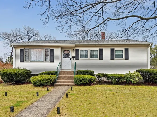 28 Smith Rd, Randolph, MA 02368