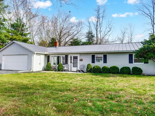 4245 Canyon Rd, Granville, OH 43023
