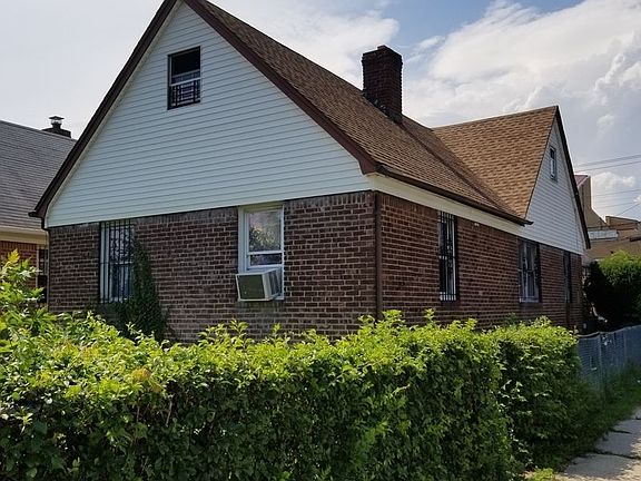 2nd image of 17118 111th Ave