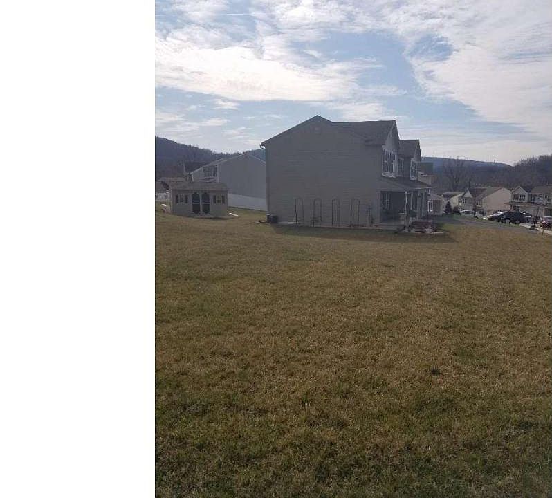 1st image of 1021 Brinan Ave