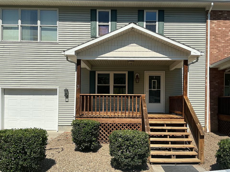 1st image of 819 Riverside Dr #3