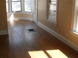 523 S State St APT 3, Springfield, IL 62704