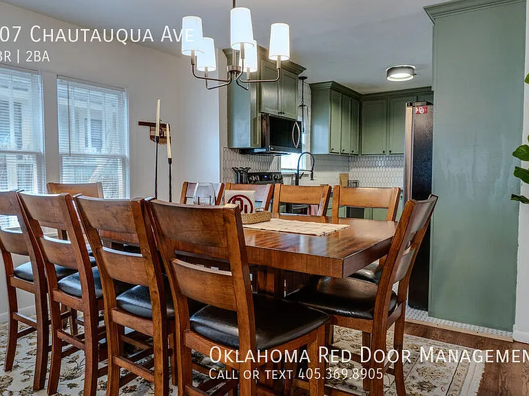 407 Chautauqua Ave — Photo 2