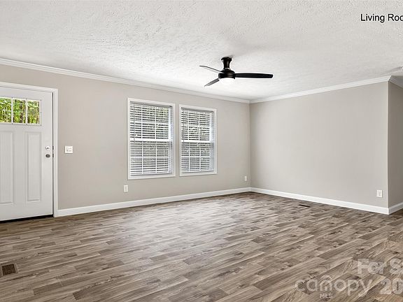 4th image of 1704 Logan Terry Rd