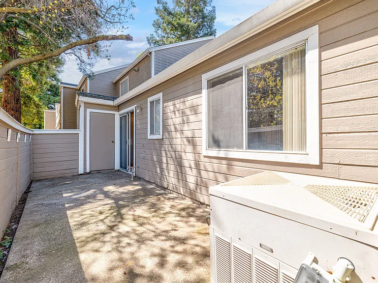 9101 Newhall Dr #48 — Photo 17
