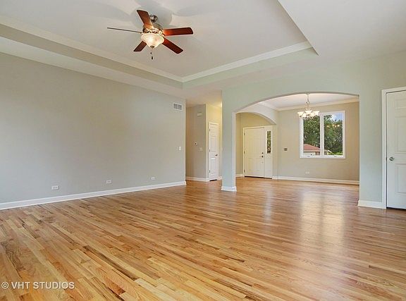 4th image of 1167 S Ahrens Ave
