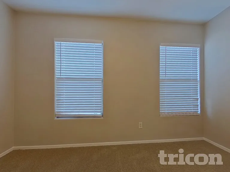 6327 W Fawn Dr — Photo 13