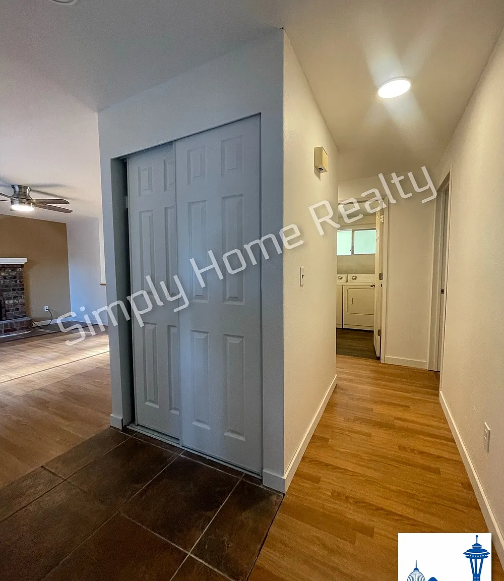 2 bed, 1.0 bath, 1170 sqft, $2,150 — Photo 3