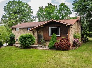 279 Spence Rd, Belpre, OH 45714