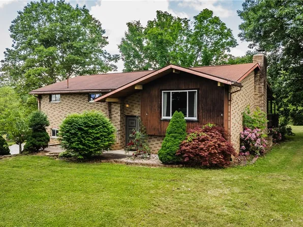 279 Spence Rd, Belpre, OH 45714