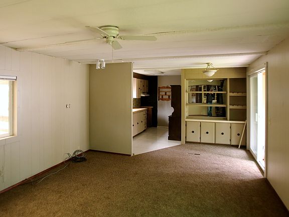 3rd image of 4340 SE Skyhawk Ln
