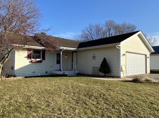 205 Hastings Way SW, Poplar Grove, IL 61065