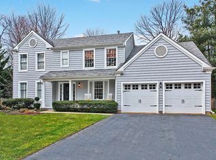 4 Denise Ct, Fair Haven, NJ 07704