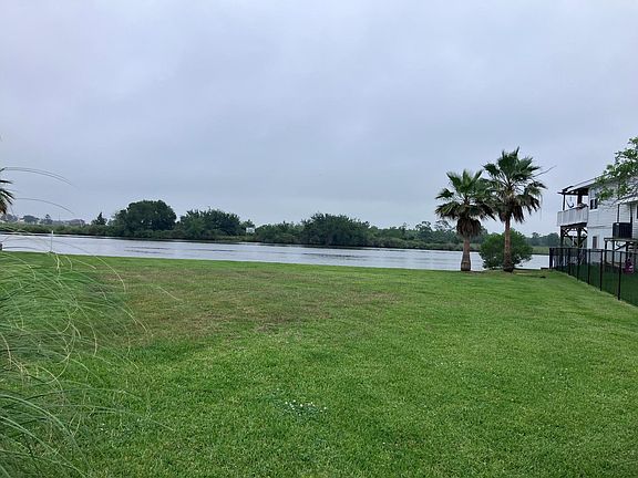 2nd image of 4408 Island Dr