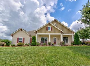 10621 Coronet Ct, Harrisburg, NC 28075