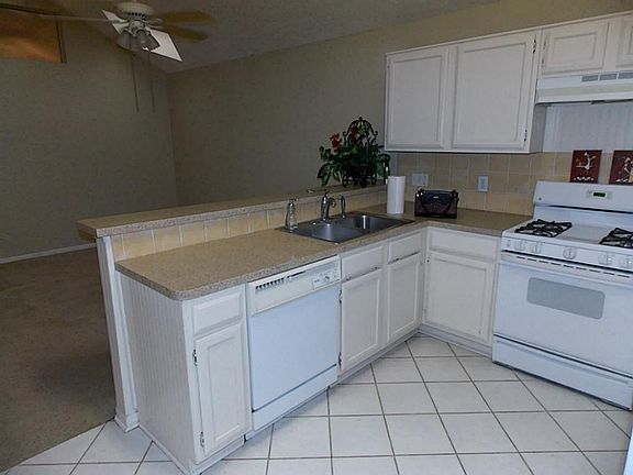 4th image of 12023 Oakner Dr