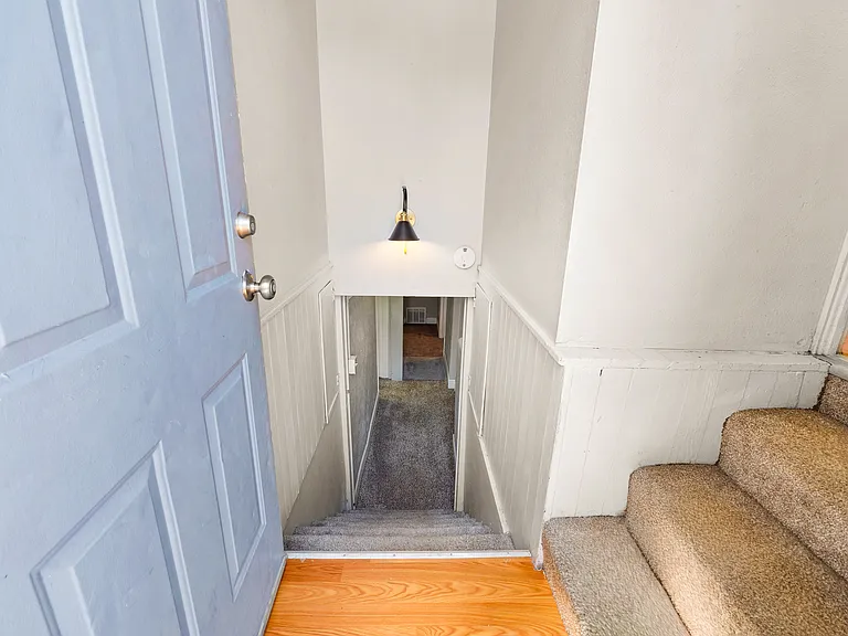 202 N Hooker St — Photo 17