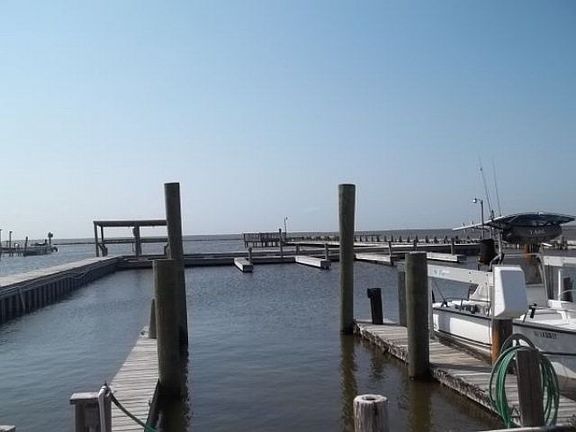 4th image of 103 Tahiti East Ln