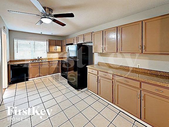 4th image of 10615 Heather Hill Dr