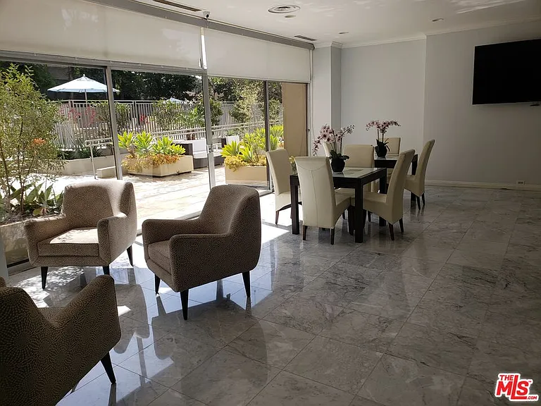 10450 Wilshire #1-6D — Photo 22