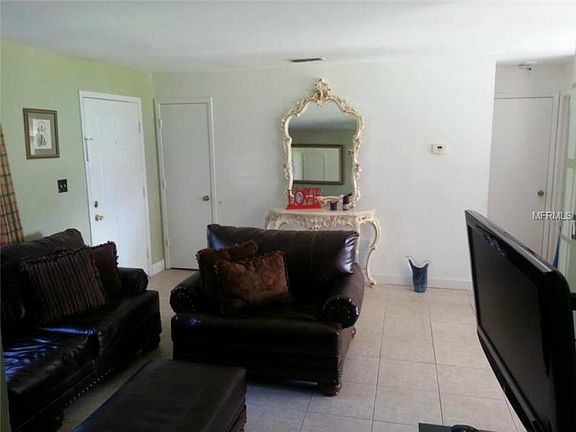 3rd image of 2525 Newbolt Dr