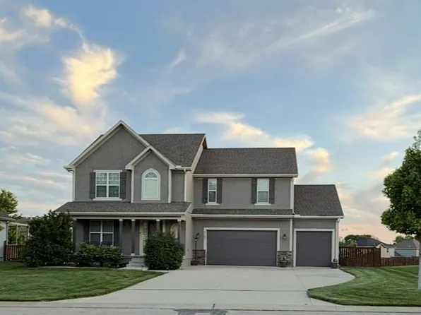 25201 W 149th Ter, Olathe, KS 66061