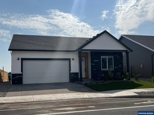 5410 49th Avenue Ave NE, Salem, OR 97305