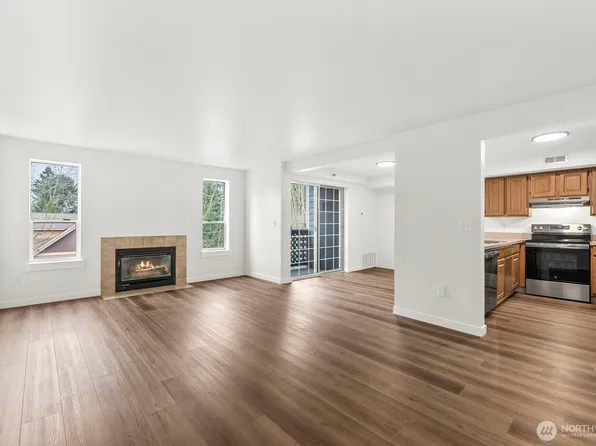 3939 10th Street SE #B3, Puyallup, WA 98374