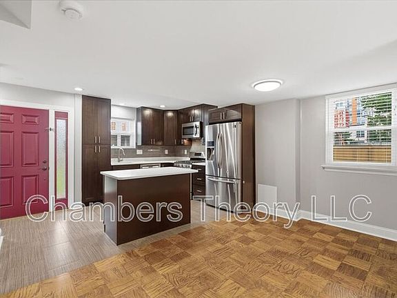 4th image of 1021 1st St