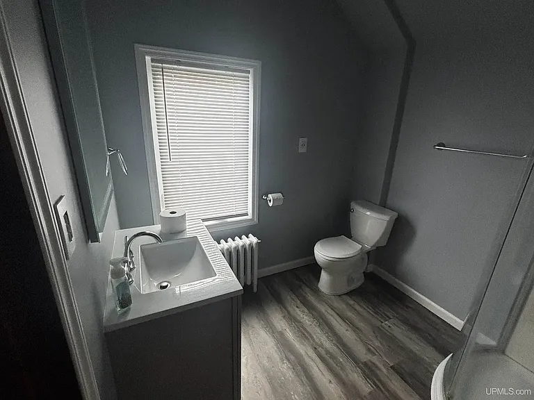 207 S 2nd St — Photo 13