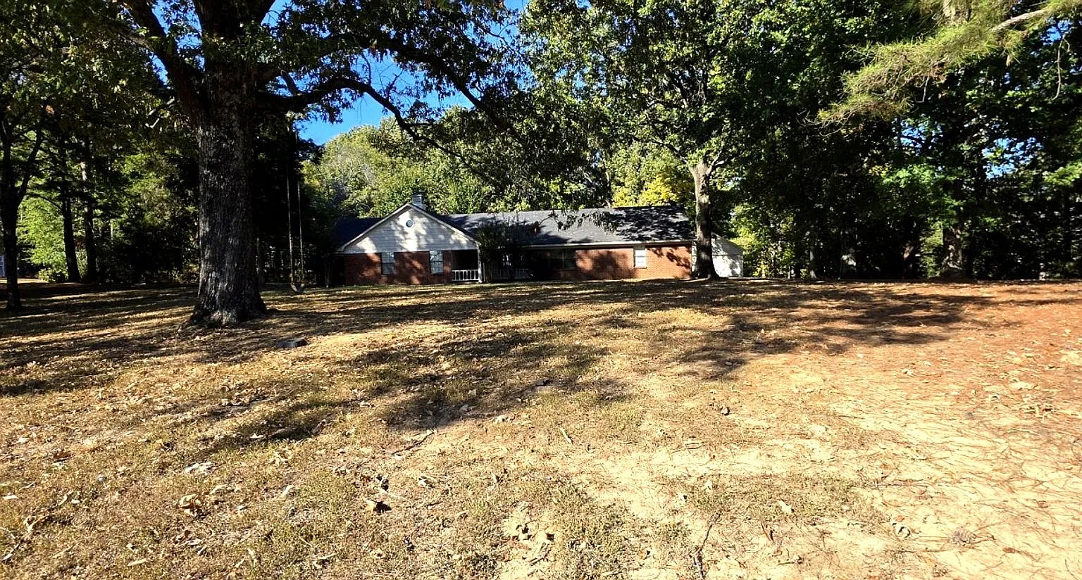 For Lease in Olive Branch, MS Space, Comfort & Poolside Living! — Photo 1