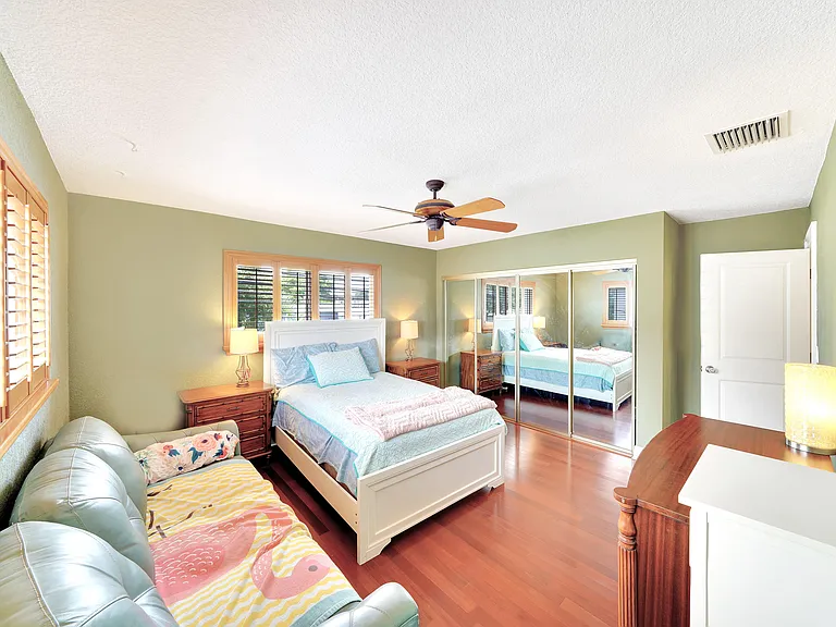 2701 Middle River Dr #11 — Photo 45