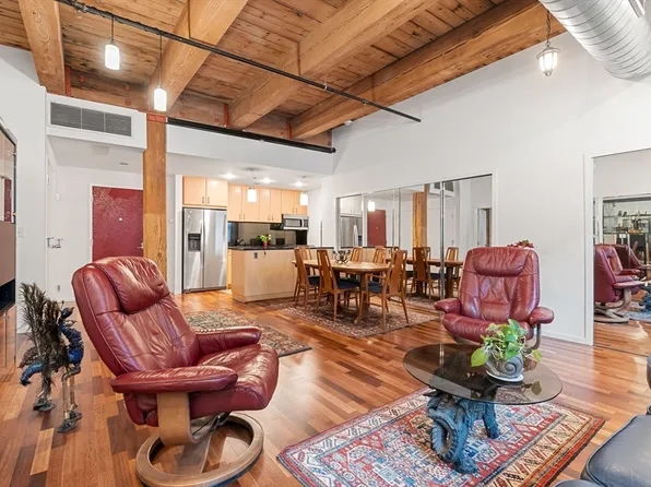 9 W Broadway #404, Boston, MA 02127