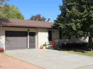 707 E 17th St, Marshfield, WI 54449