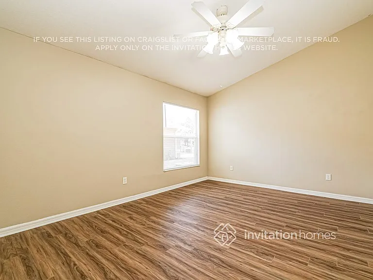 6240 Crickethollow Dr — Photo 8