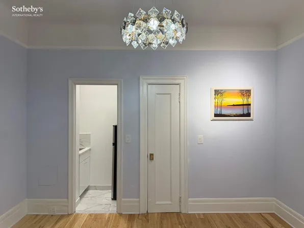 26 East 63rd Street image 1 of 8