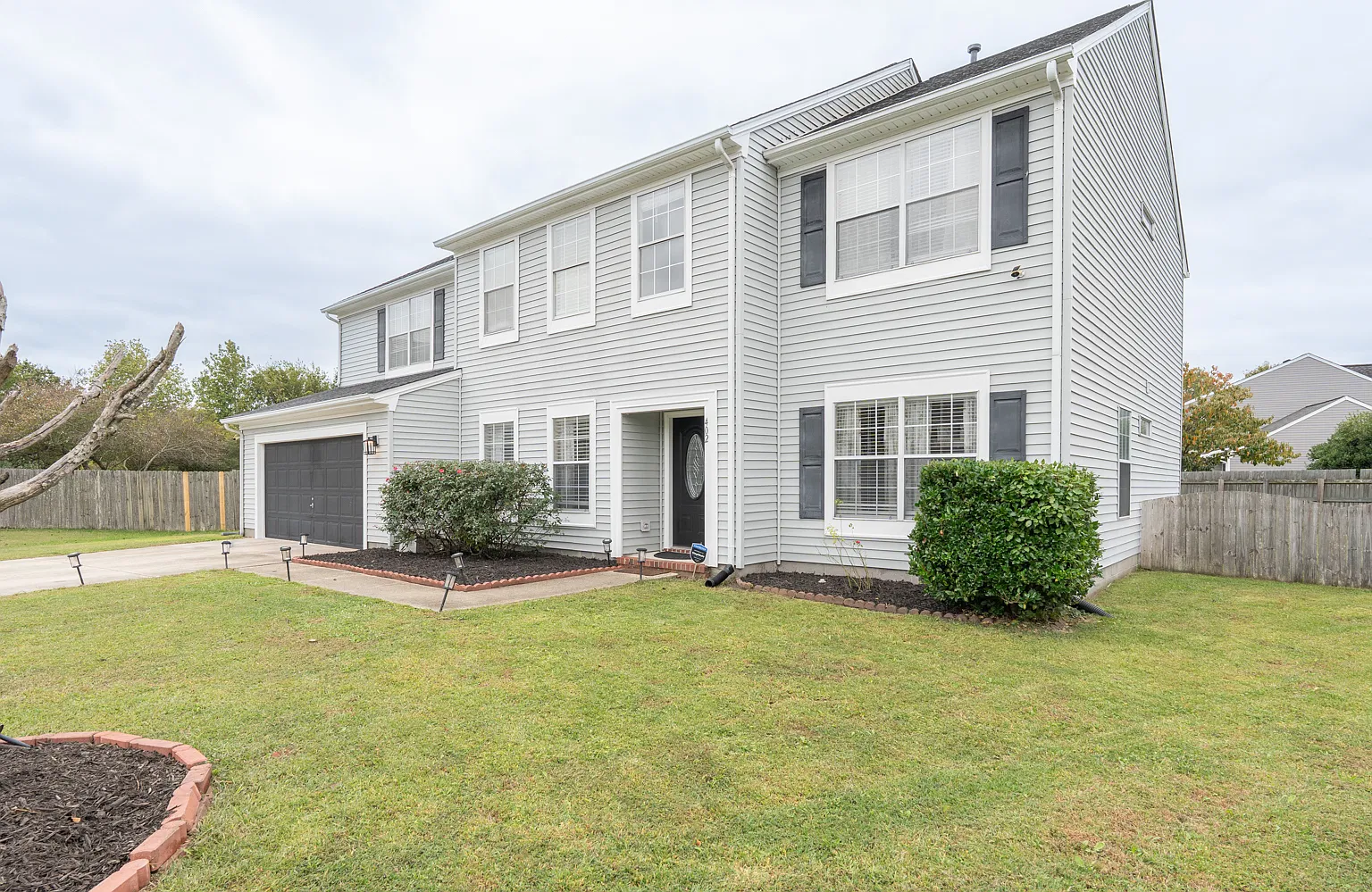 402 Mallet Way — Photo 3