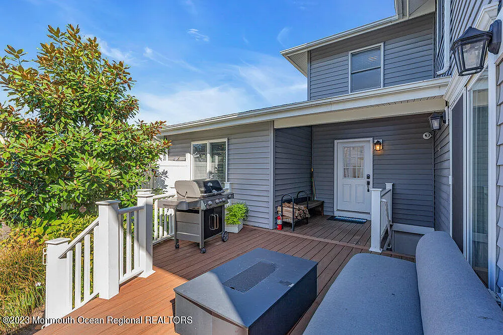 6 bed, 2977 sqft, $24,000 — Photo 3